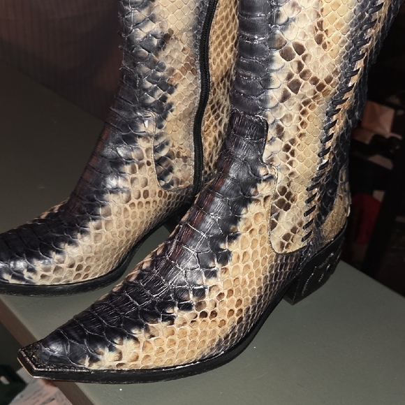 Genuine Python Made In Italy Women's Boots - Picture 7 of 11